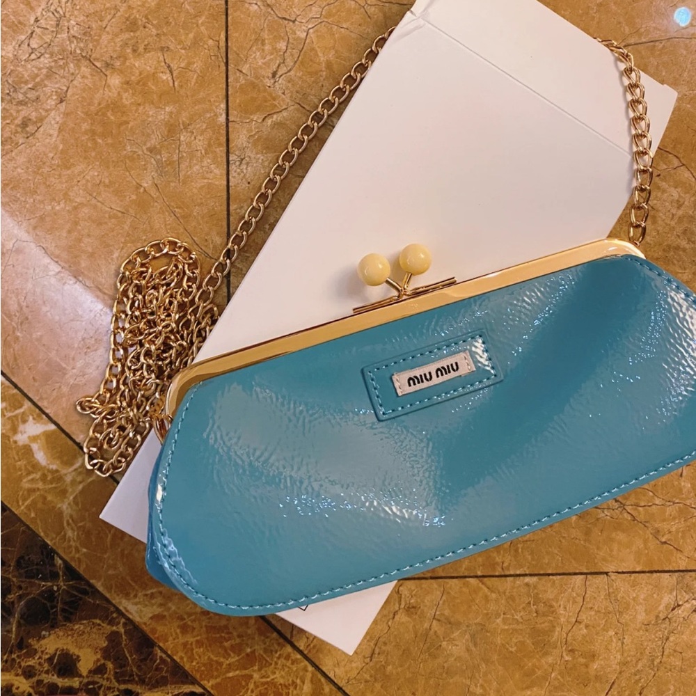 Miu Miu Turquoise Leather Kiss-Lock Crossbody Bag - Picture 2 of 9
